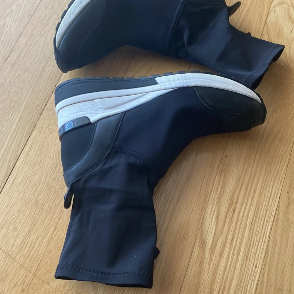 NWT Michael Kors ankle stretchy Womens boots - Picture 4 of 13